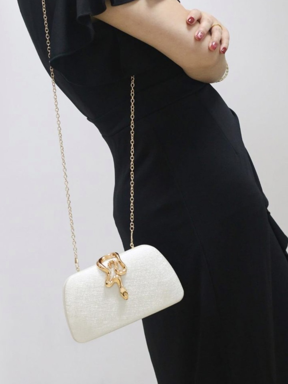 Glitter Party Clutch with Glam Snake Closure for Formal Evenings